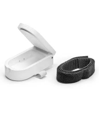 Rihmaga sääsevastsete / kärbsetõukude karp talipüügiks